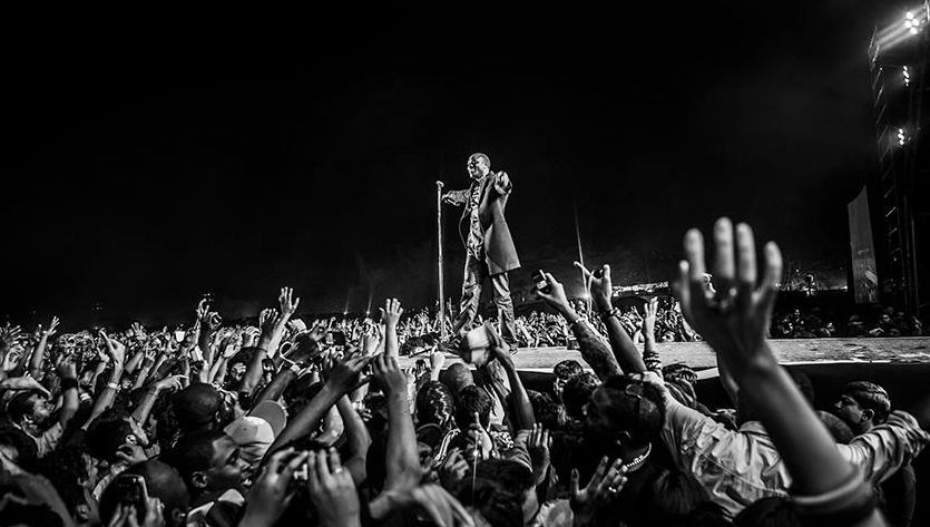 Un rapper faimos a primit o linie de credit URIAŞĂ. Ce va face cu banii e superb!