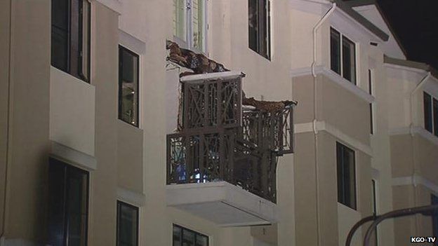 Șase morți şi șapte răniţi în urma prăbuşirii unui balcon în California