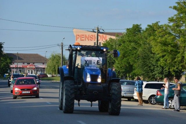 Un altfel de banchet! Imagini amuzante cu o clasă de elevi 