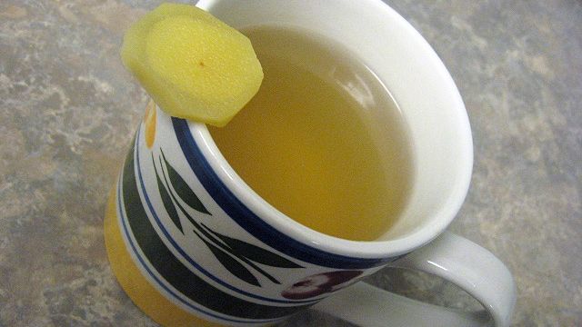 Meniul dintr-un spital de copii din România: ceai cu detergent