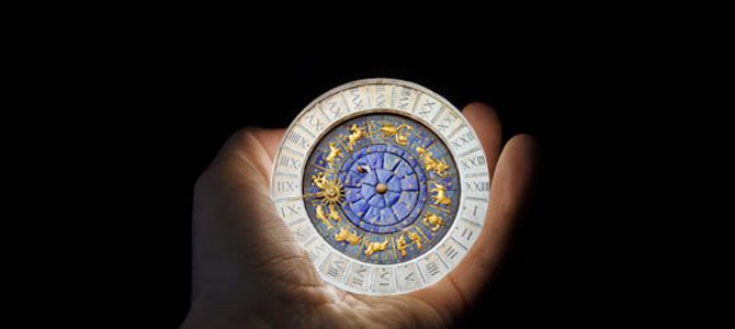 Horoscop zilnic – 1 iunie, luni. Ce rezervă astrele fiecărei zodii: schimbări majore şi probleme
