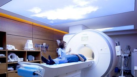 Cei mai renumiți medici oncologi din Turcia vin la București pentru o discuție cu pacienții români