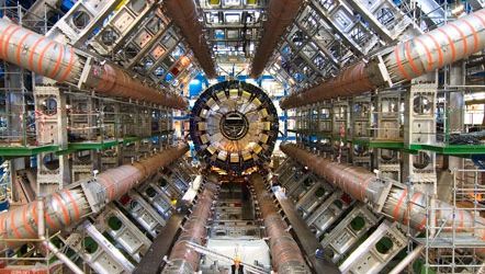 Acceleratorul de particule de la CERN a început o nouă etapă de experimente, la capacitate maximă