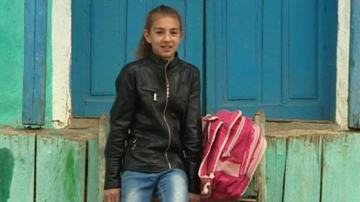 Povestea Nicoletei, fetița din Vaslui care iubește geografia și visează la drumeții