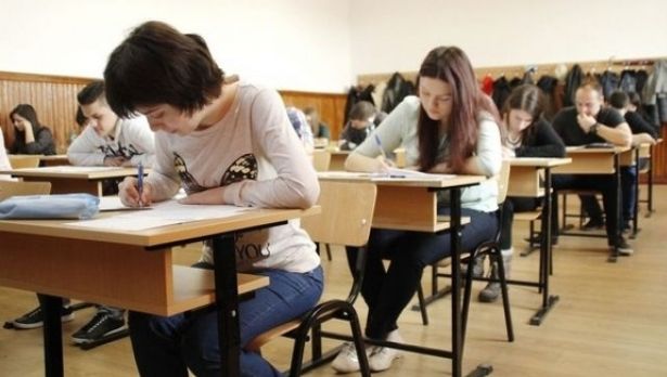 SIMULARE MATEMATICĂ februarie 2016. Ce subiecte au de rezolvat elevii de clasa a VIII-a