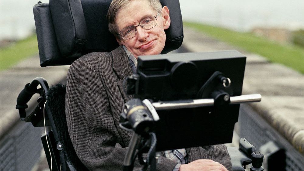 Dovada că și copiii unui geniu sunt tot copii. Mărturiile emoționante legate de Stephen Hawking