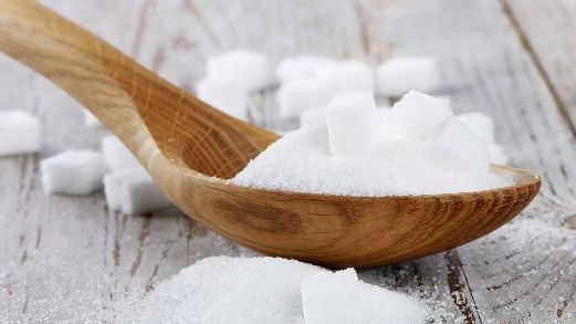 Câte linguriţe de zahar putem mânca într-o zi fără să ne îmbolnăvim