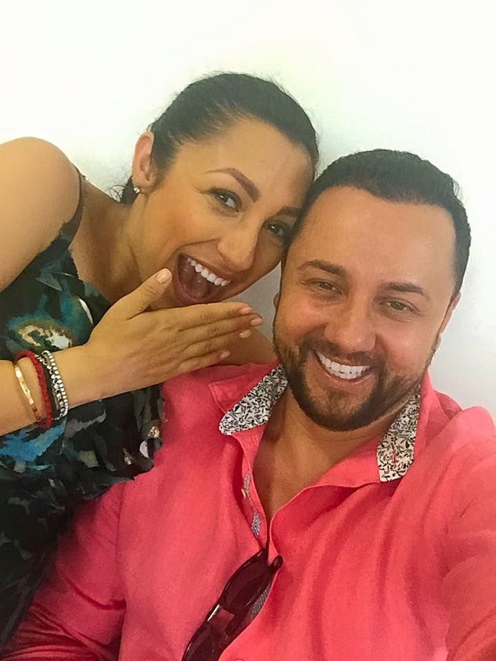 Imaginea de sute de mii de Like-uri. Cum şi-au pozat Andra şi Măruţă cei doi copii