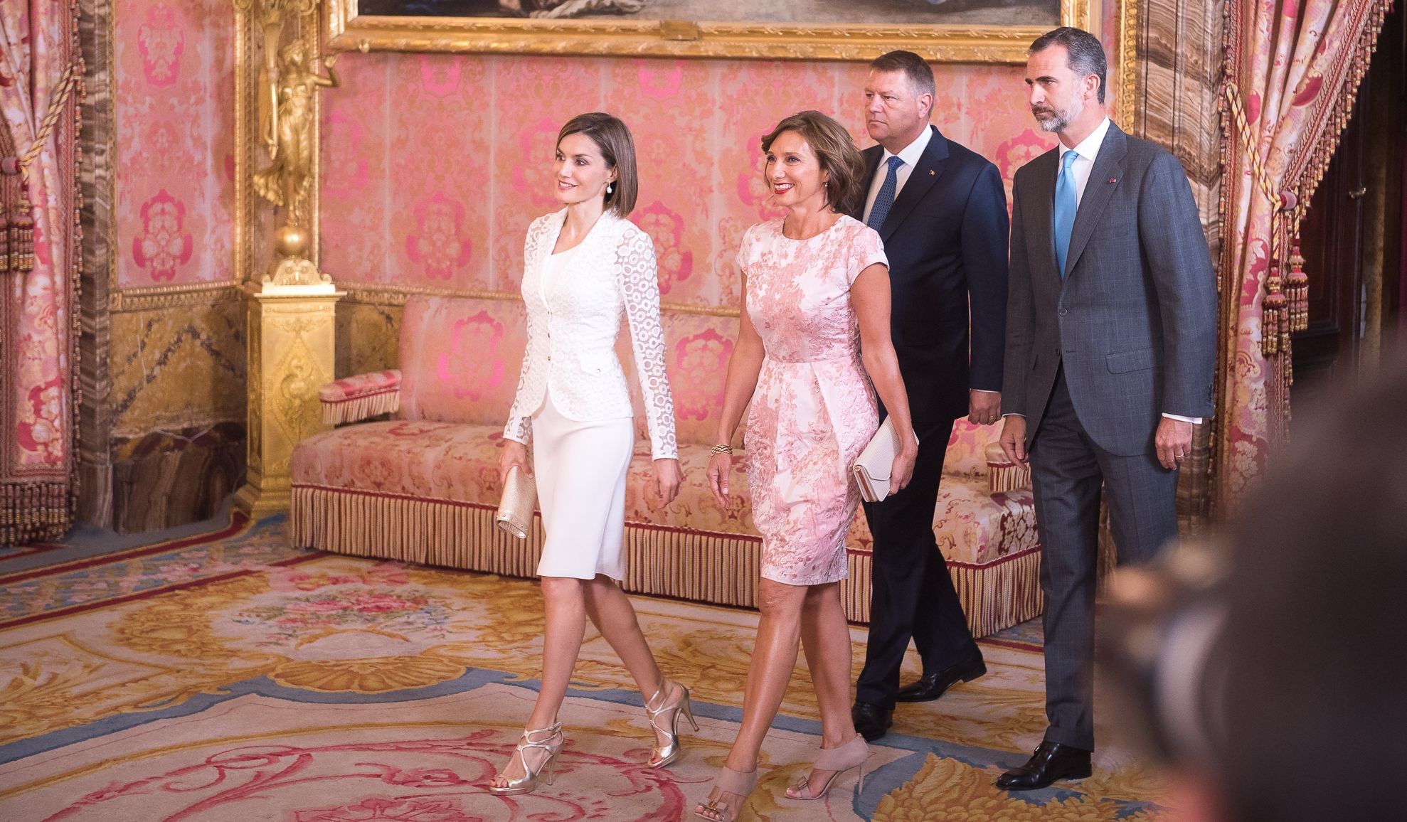 Iohannis și soția lui, un cuplu ideal - scrie ziarul spaniol "El Mundo"
