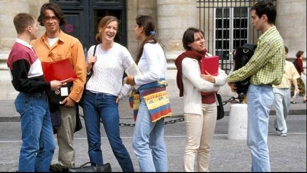 Admitere Facultate 2015. Concurenţă mare la Universitatea Bucureşti. Câţi elevi s-au înscris