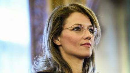 Alina Gorghiu, despre tensiunea din PSD: Dă-le pistoale, stinge lumina şi vezi cine rămâne la urmă!