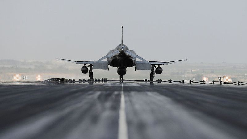 Aviația turcă, atac intens asupra kurzilor din Irak