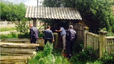 S-a aruncat în fântână, la miezul nopții, la 17 ani. Motivul gestului făcut de un buzoian e șocant