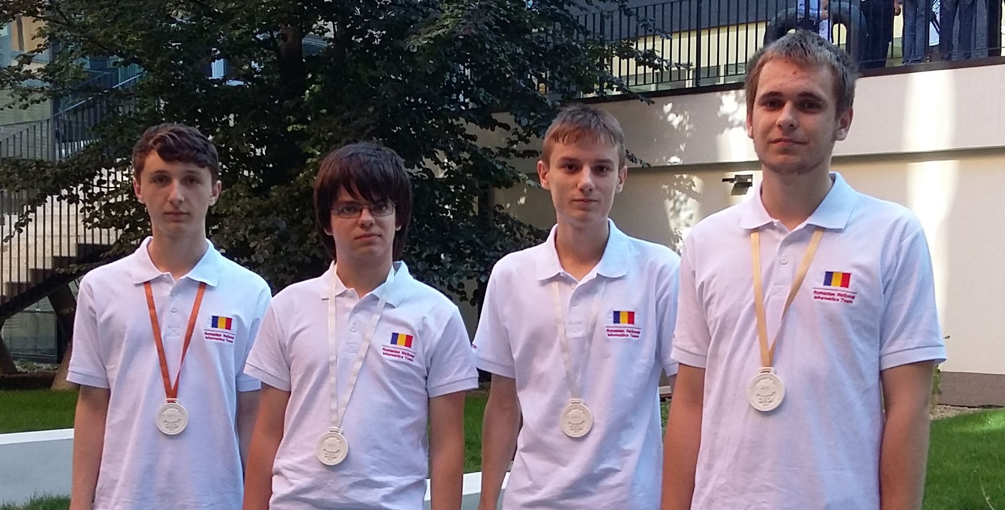 Patru medalii, dintre care una de aur, pentru români, la Olimpiada de Informatică a Europei Centrale