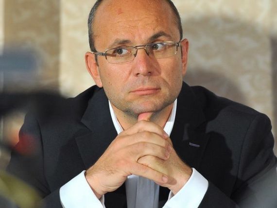 Cozmin Gușă, după anunțul lui Oprea: Am curajul să spun că premierul suferă de mitomanie gravă