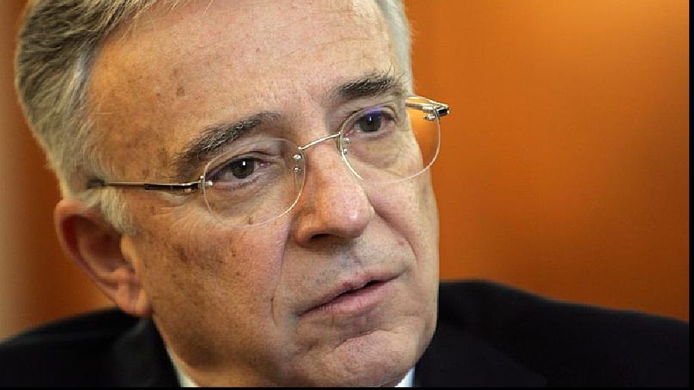 Mugur Isărescu trage un semnal de alarmă asupra numirii noului Guvern 