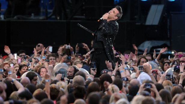 Ce facem în weekend: Robbie Williams, Spitalul de Urgenţă, hip-hop battle sau film în aer liber?