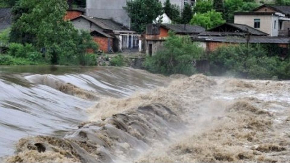 Cod portocaliu: Inundații severe în mai multe zone din țară