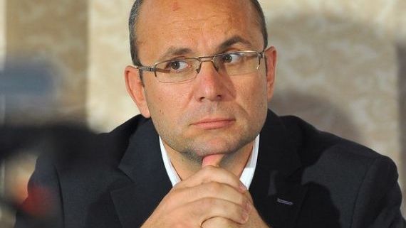 Cozmin Gușă: Principalii vinovați pentru starea națiunii sunt intelectualii, nu politicienii