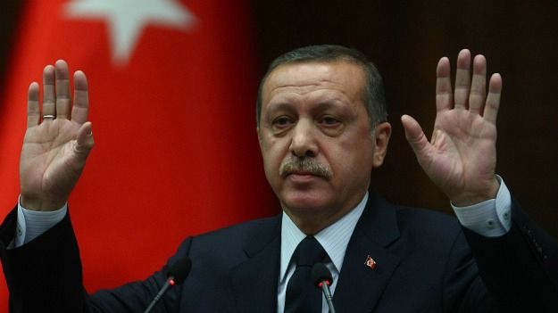 Erdogan respinge reacțiile "emoționale" în cazul avonului rusesc doborât