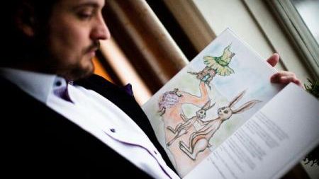 Cartea care îi adoarme rapid pe cei mici. Reacţia părinţilor: "MAGIC!"