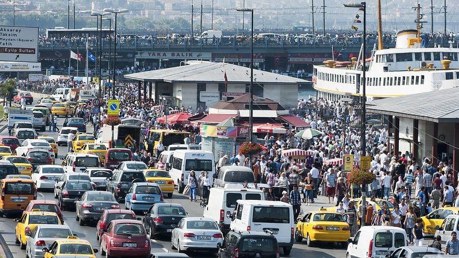 Comandantul adjunct al Poliţiei, arestat pentru crimă după altercaţie în trafic. Pe cine ar fi ucis