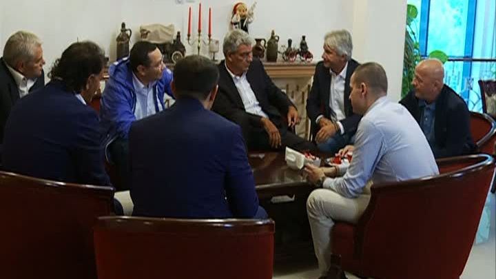 Ponta, către Mohammad Murad: Aoleu, să nu vă critice diseară deontologii. Nu vă compromiteţi cu mine