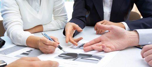 Demers legat de CEC, prin intermediul căruia statul român să poată intra pe piaţa asigurărilor auto
