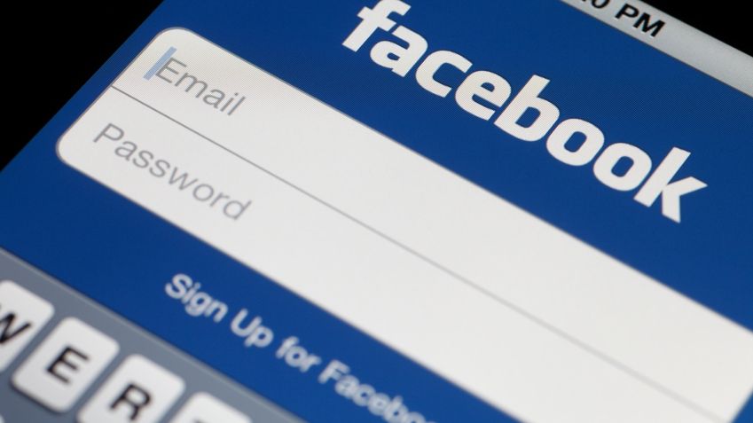 Cum poate cineva să-ţi "spargă" parola de Facebook şi ce să faci ca să te protejezi