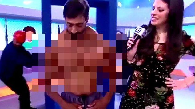 Și-a injectat ulei până i-au explodat mușchii. Reacția  unei prezentatoare tv: ”Are și sâni!”
