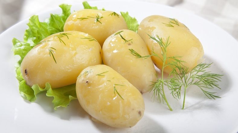 Dieta rapidă cu cartofi fierţi. Cum să slăbeşti 5 kg în patru zile