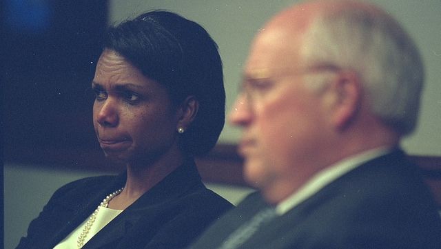 Atacul terorist de la 9/11. Fotografii publicate în premieră. Cât de speriat era George Bush