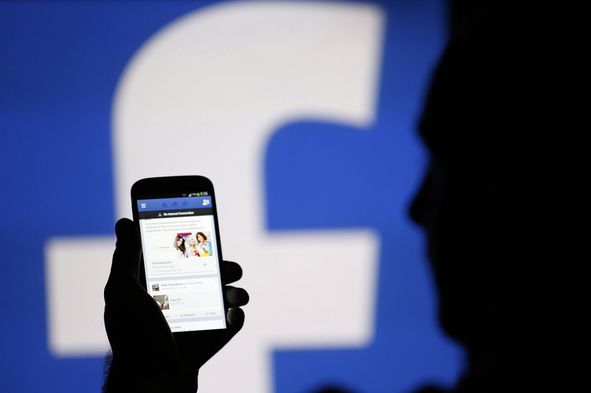 Cum să faci ca filmulețele de pe Facebook să nu mai pornească singure