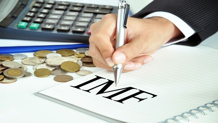 FMI, noi recomandări pentru România: Impozit până la 25% pe salarii și pensii mărite în tranșe