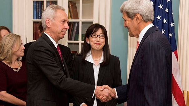 Ce a răspuns Hans Klemm, întrebat dacă a discutat cu ministrul Justiţiei despre demisia lui Kovesi 