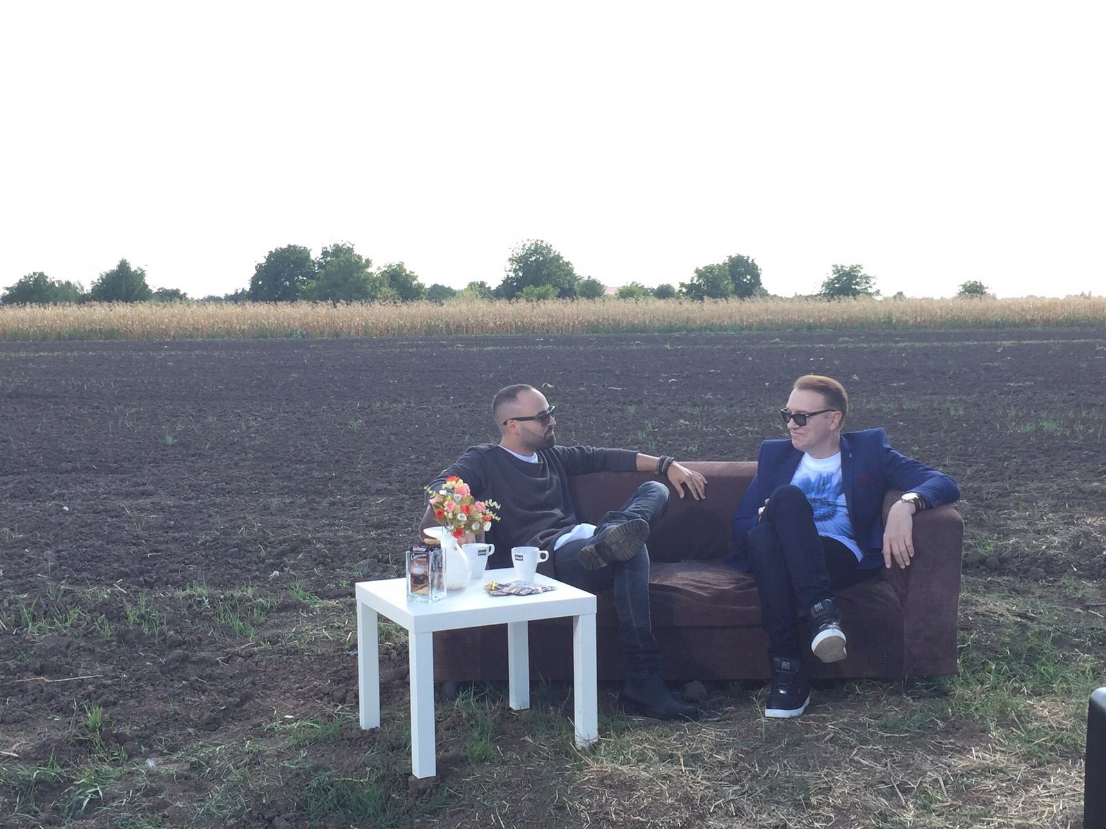 Matteo si Gabriel Cotabita au filmat videoclipul piesei “Ce zi linistita”