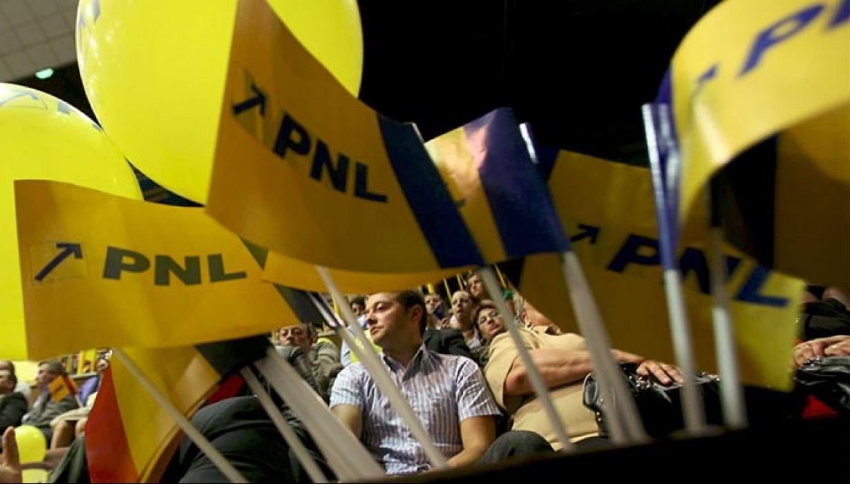 PNL a votat Criteriile de integritate. Bolojan, secretar unic. Predoiu, şef interimar PNL Bucureşti
