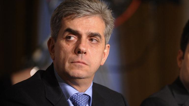 Nicolăescu: 180 de parlamentari au semnat moțiunea PNL. La 16.00 sunt convocate Birourile reunite