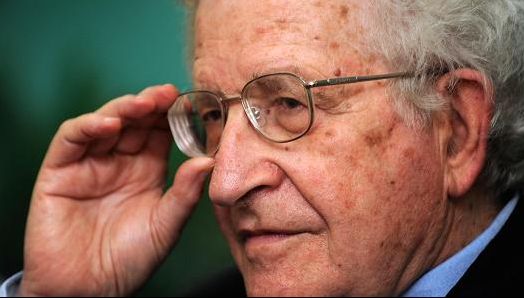 10 strategii de diversiune! Cum ne manipulează politicienii! Decalogul lui Chomsky