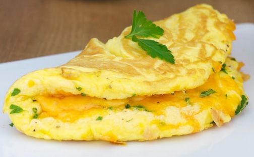 Aşa faci cea mai bună omletă. Cinci paşi simpli pentru un rezultat garantat. Ingredientul secret 
