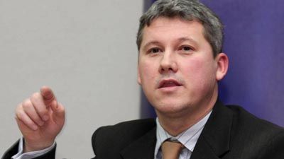 Criza imigranților. Predoiu: Ponta e mai mult preocupat de moschei. Ce ar trebui să știe ignorantul