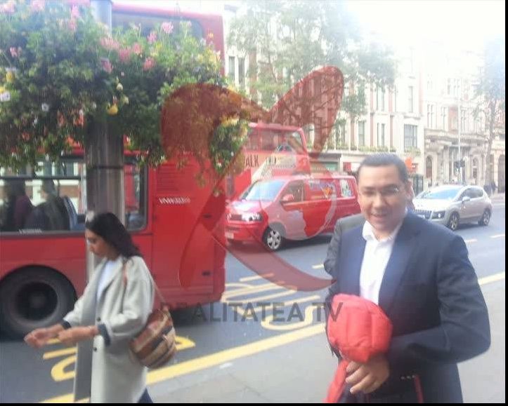 Victor Ponta, în vizită oficială de lucru, dar şi de cumpărături, la Londra