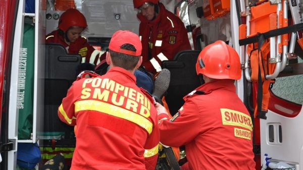 Un vasluian a fost călcat de o maşină parcată. Cum a fost posibil 