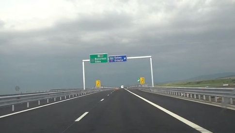 Scandalul autostrăzii Sibiu-Orăştie. Ministerul Transporturilor cere urgentarea reparaţiilor 