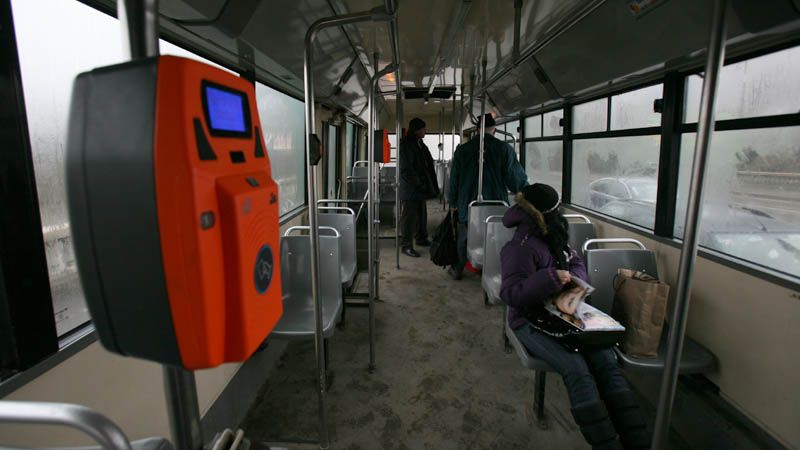 Amenda, cât 385 de bilete. Legea Serviciului de transport public, pusă în dezbatere publică 