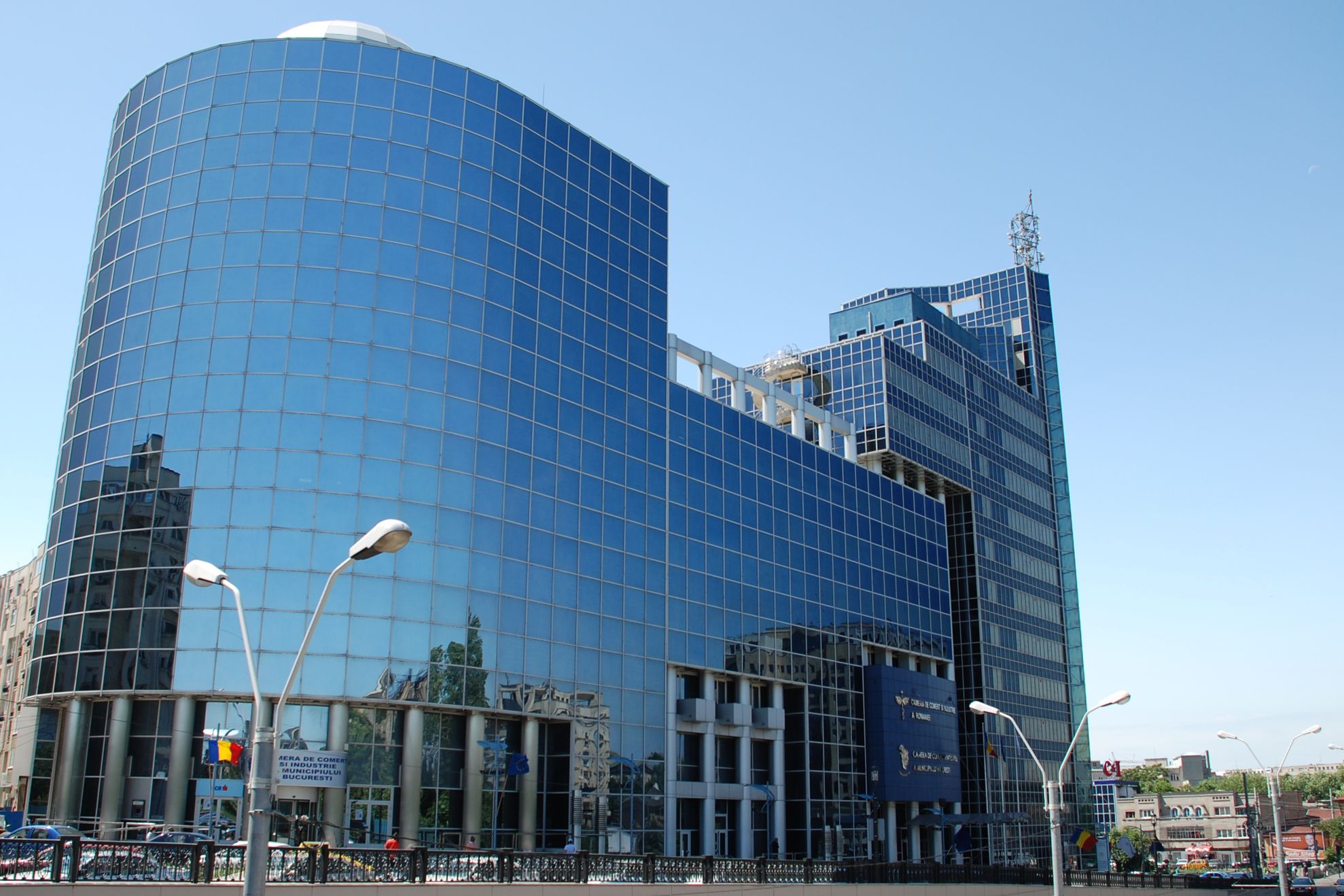 Conflictele din spaţiul est-european, subiect de dezbatere azi la Camera de Comerţ din Bucureşti 