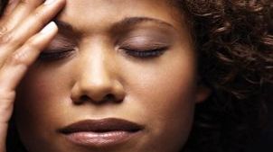 Statul prea mult pe scaun poate accelera pierderea memoriei și crește riscul de demență. Ce arată un nou studiu