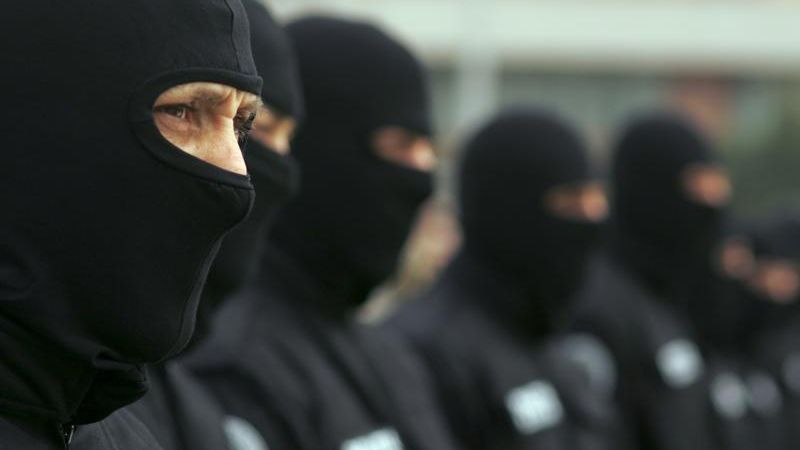 Procurorii DNA au descins la companiile CFR