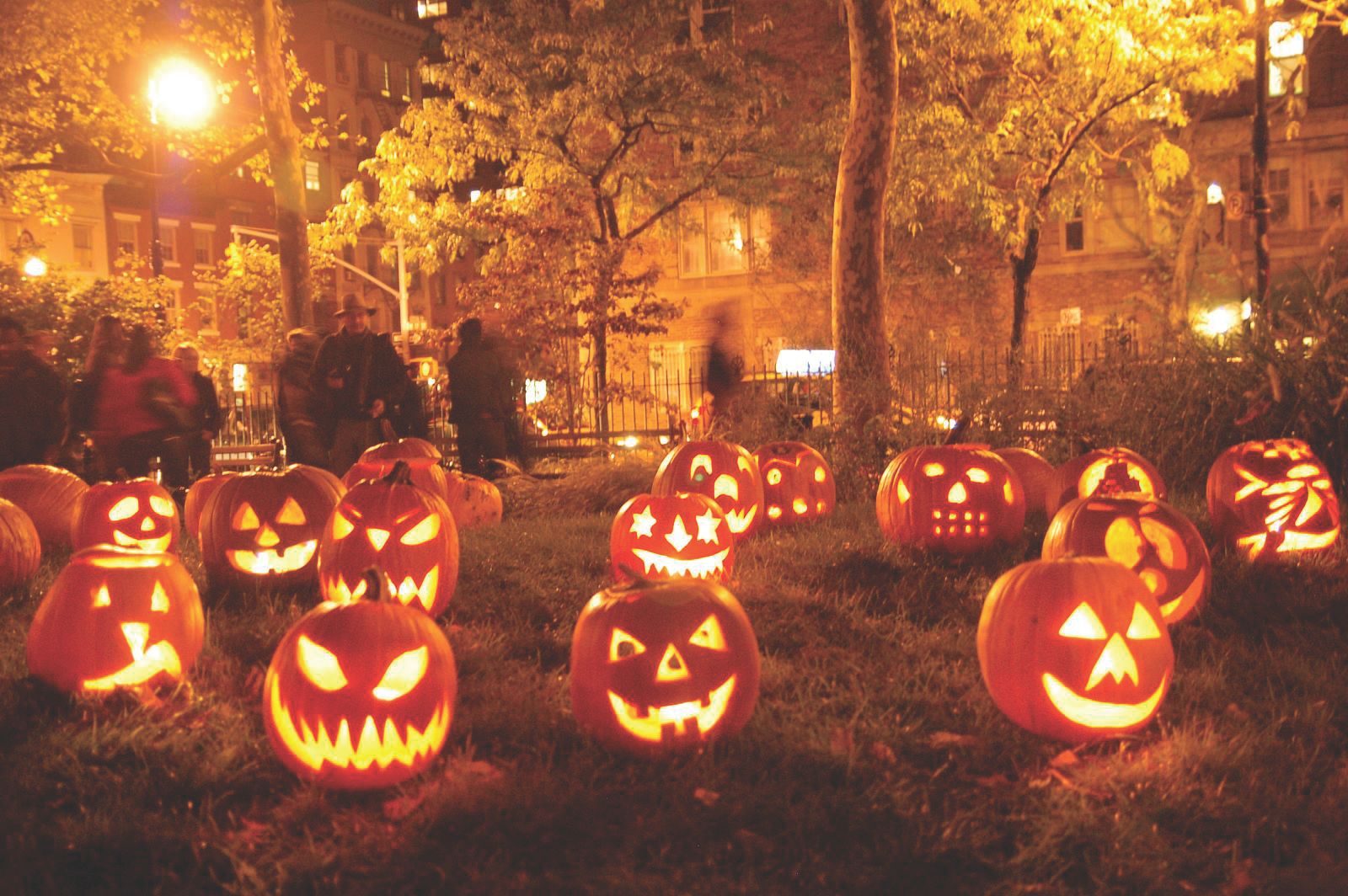 Halloween 2015. Povestea dovleacului şi alte ritualuri de 31 octombrie
