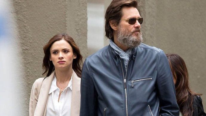Iubita actorului Jim Carrey, care s-a sinucis, era căsătorită